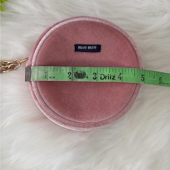 Miu Miu Pink Round Clutch - Picture 8 of 9